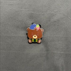 Munchlings Mystery Collection (Series 4) Kit Cloudkicker Brown Sugar Muffin Pin